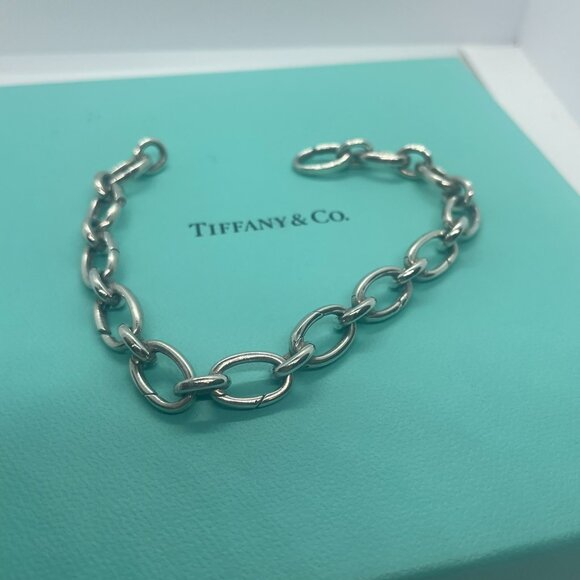 Authentic Tiffany & Co. Clasping Oval Link Chain Bracelet Silver 7.75" - Picture 6 of 12
